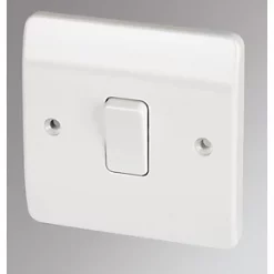 Budget 🎁 MK Logic Plus 10AX 1-Gang 2-Way Light Switch White ⌛