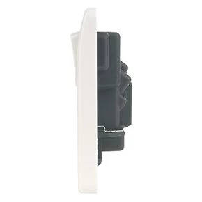 New 🌟 MK Logic Plus 13A 2-Gang DP Switched Plug Socket White 🌟 5 New 🌟 MK Logic Plus 13A 2-Gang DP Switched Plug Socket White 🌟 - Image 3