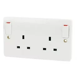 New 🌟 MK Logic Plus 13A 2-Gang DP Switched Plug Socket White 🌟