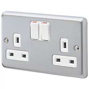 Best reviews of 🥰 MK Albany Plus 13A 2-Gang DP Switched Plug Socket Brushed Chrome with White Inserts ⭐ 3 Best reviews of 🥰 MK Albany Plus 13A 2-Gang DP Switched Plug Socket Brushed Chrome with White Inserts ⭐