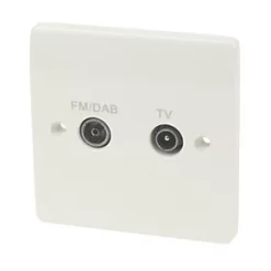 Budget 🌟 MK Logic Plus 1-Gang Duplex Multimedia Socket White 🥰